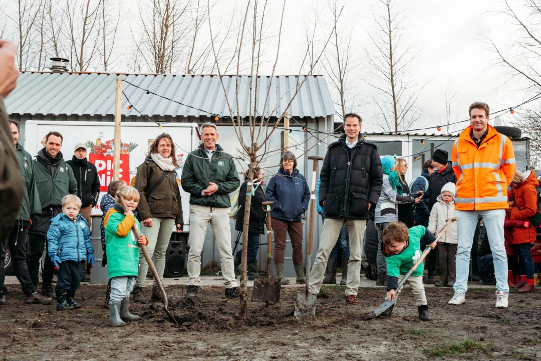 Stichting Voedselbosbouw ondersteunt agrariërs die op (een deel van) hun […]